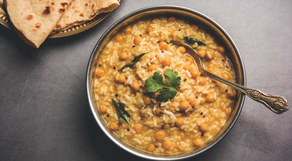 Indian Kichari with Rice, Lentils and Roti on the side